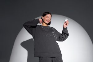 La prima felpa con cuffie integrate lavabili in lavatrice: un'idea tech